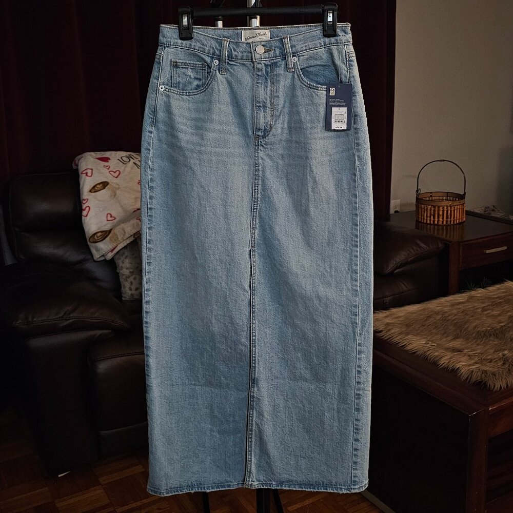 Light Blue Denim Maxi Skirt - Unbranded